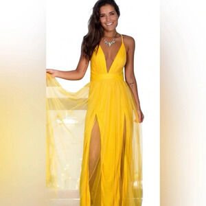 Luxxel V-Neck Sexy Tulle Dress Yellow Size L